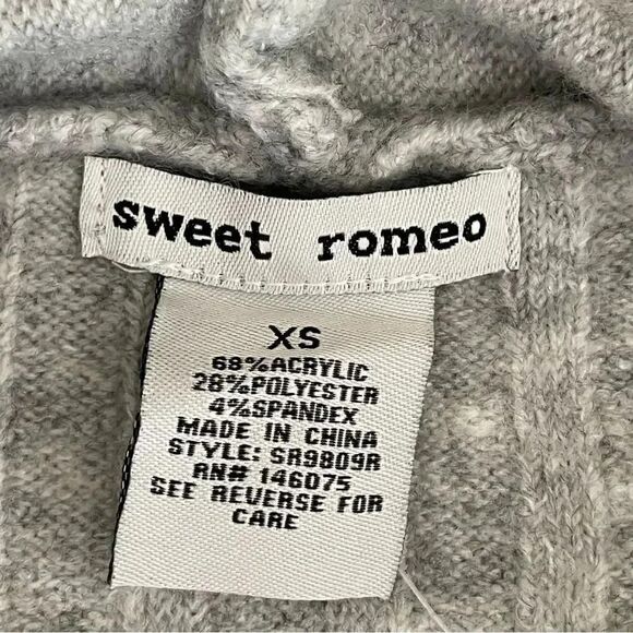 Sweet Romeo Ribbed Hooded Sweater/Light Heather Grey/Size XS - Picture 9 of 11